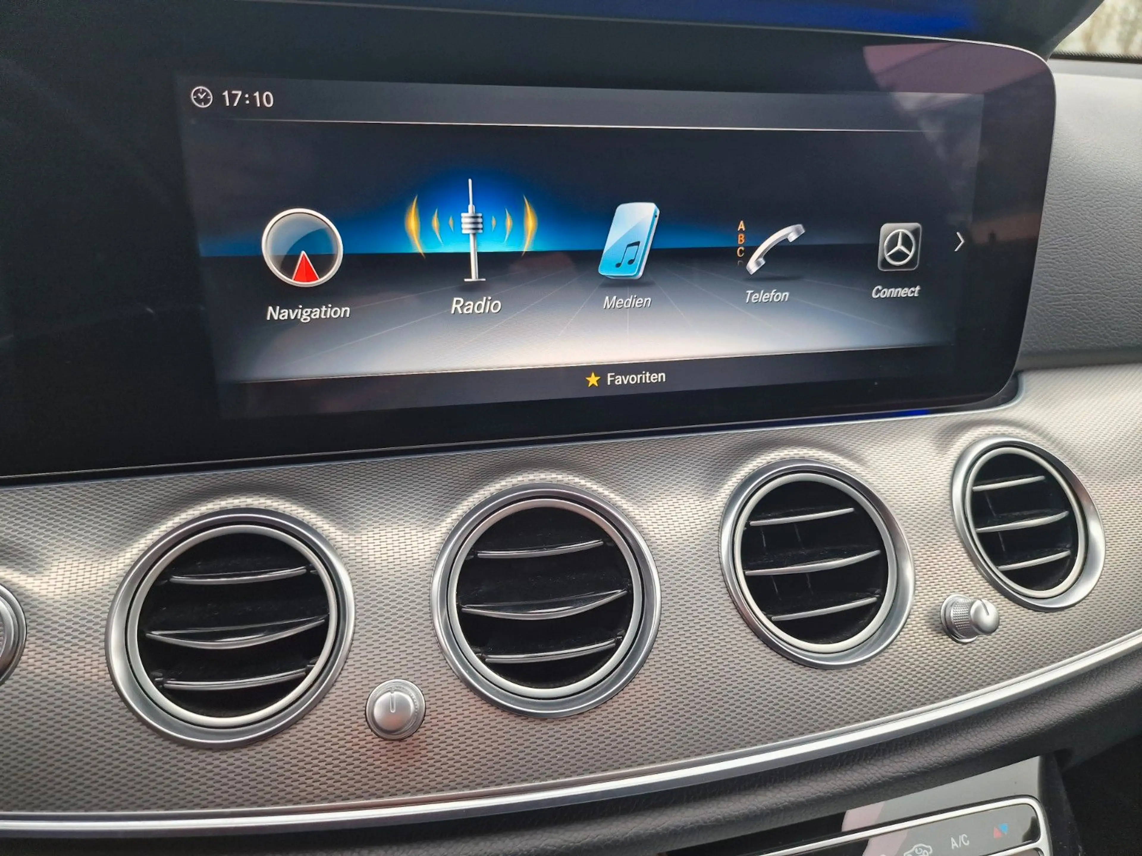 Mercedes-Benz E 220 E Limousine E 220 d,Amg-line, Kamera, Navi — photo 12