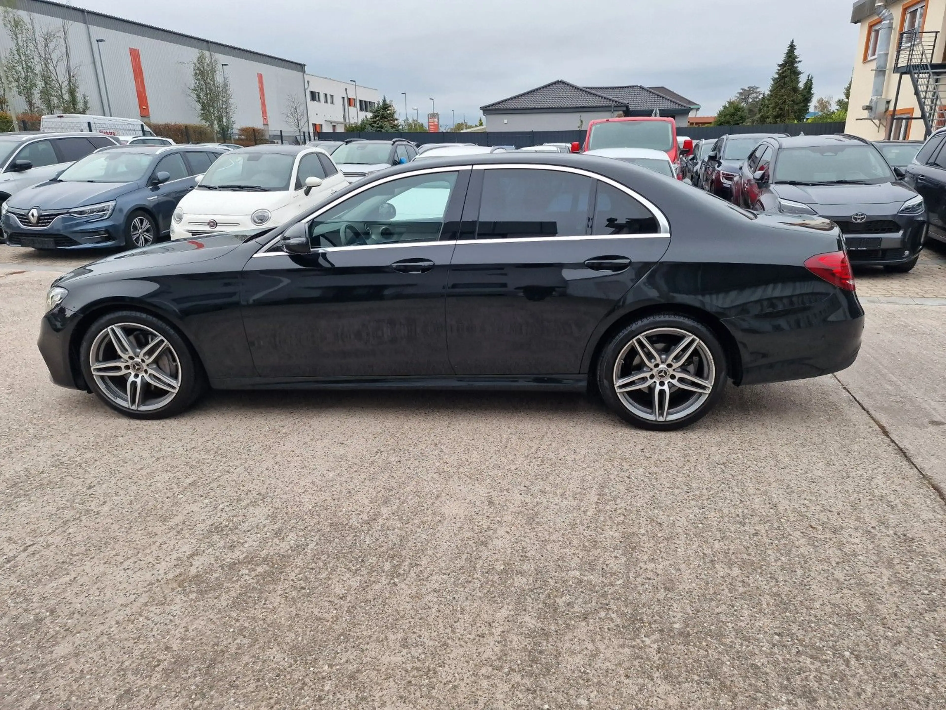 Mercedes-Benz E 220 E Limousine E 220 d,Amg-line, Kamera, Navi — photo 4