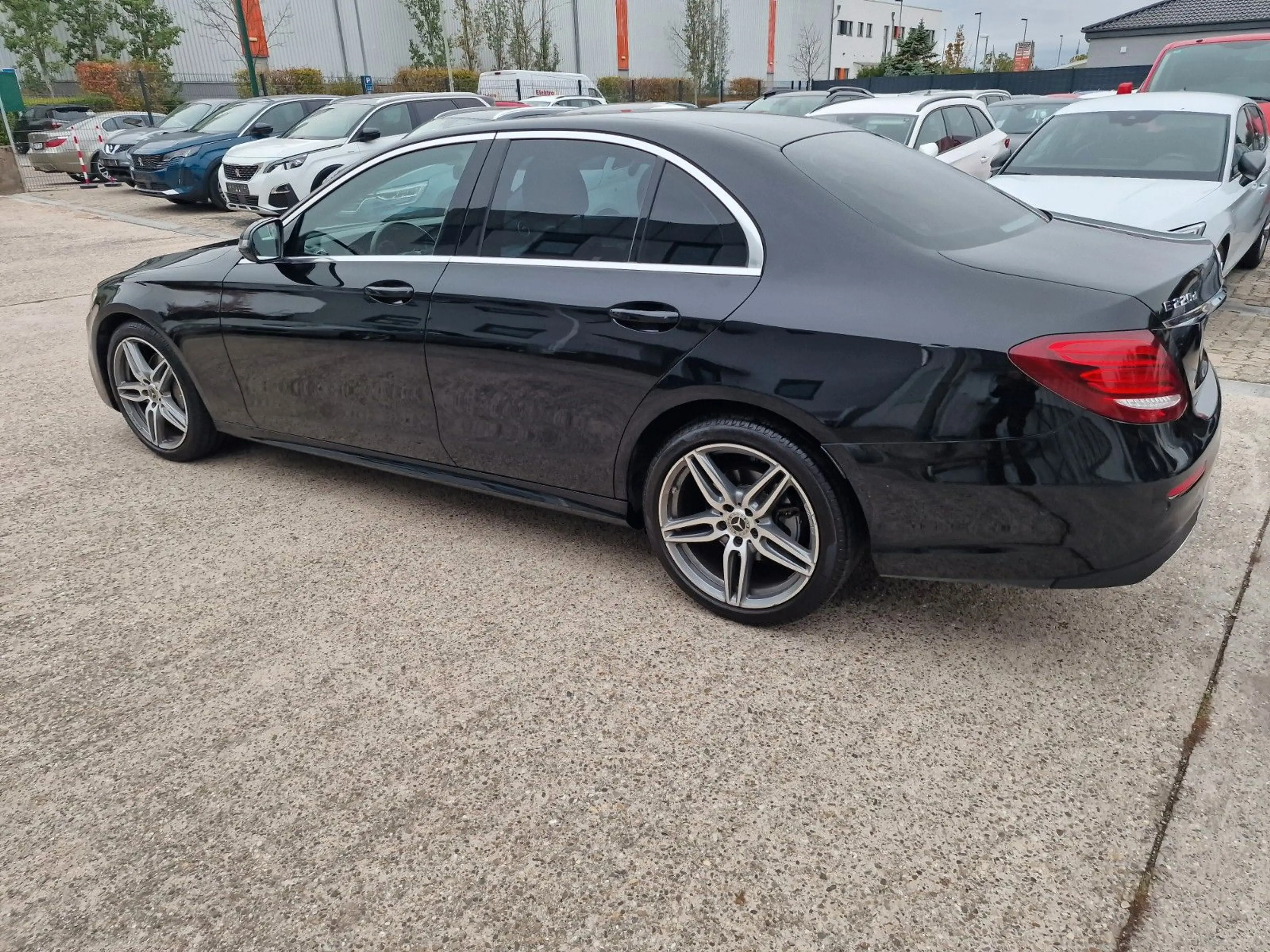 Mercedes-Benz E 220 E Limousine E 220 d,Amg-line, Kamera, Navi — photo 6