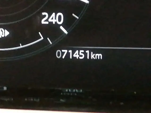 Land Rover Range Rover Evoque view 30