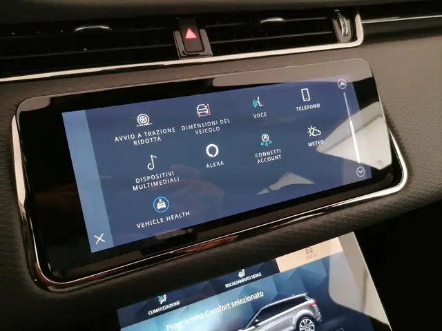 Land Rover Range Rover Evoque view 23