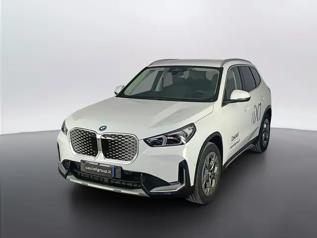 BMW iX1 edrive 20 Special Edition