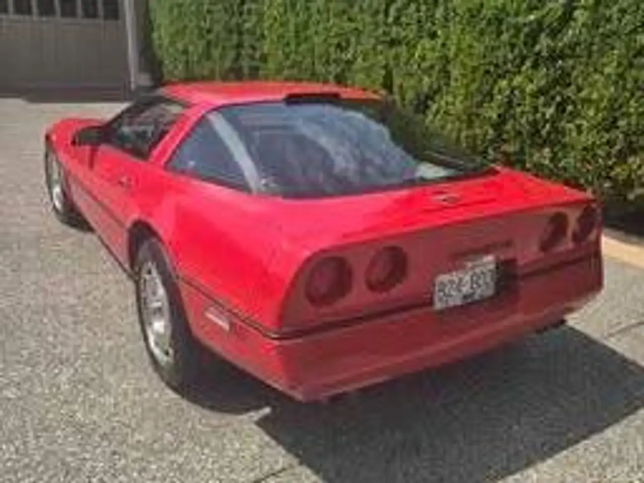 Chevrolet Corvette снимка Chevrolet Corvette
