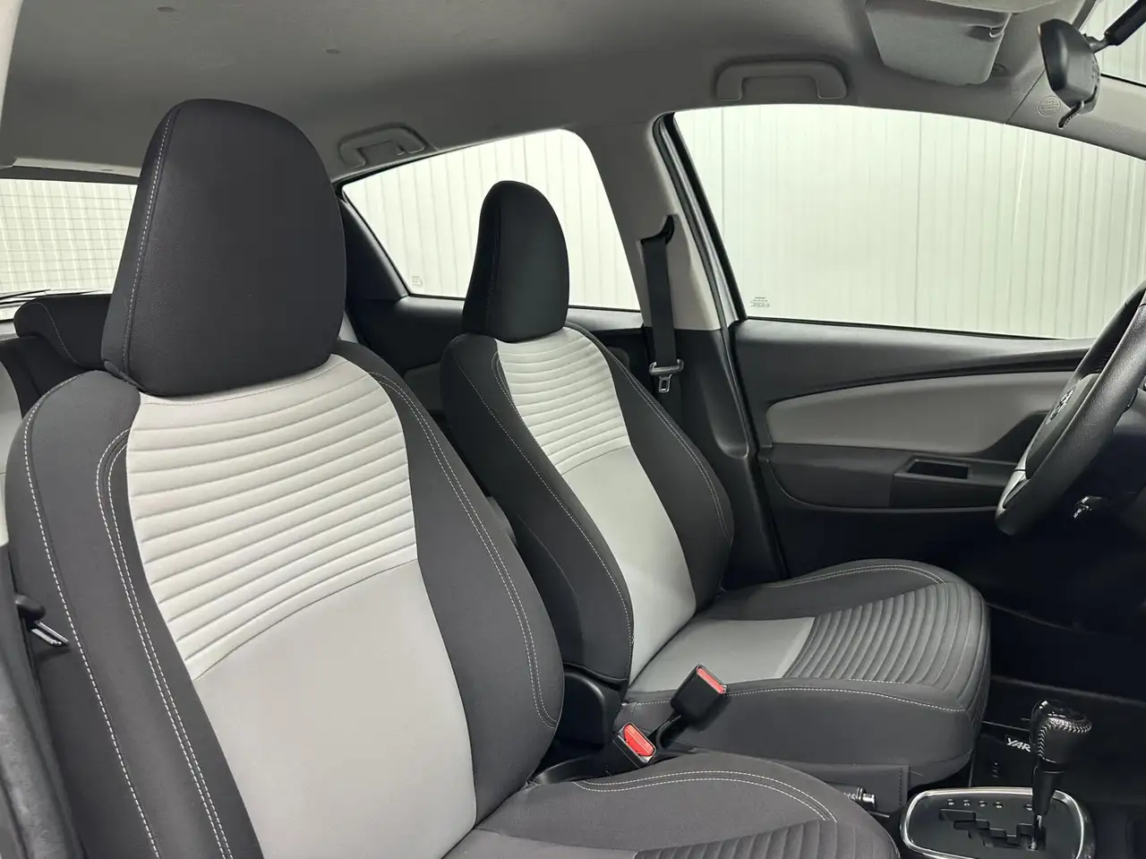 Toyota Yaris 1.5 Hybrid Dynamic ECC CRUISE CAMERA 66000 KM., миниатюра 13