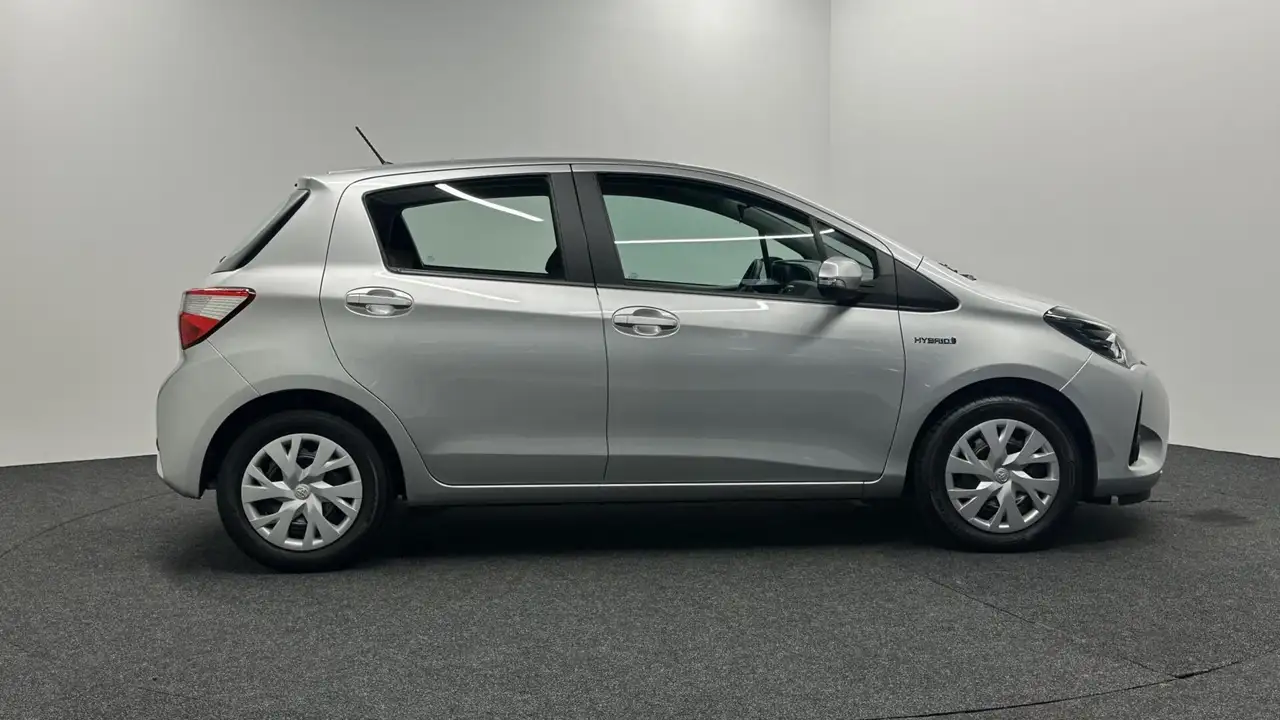 Toyota Yaris 1.5 Hybrid Dynamic ECC CRUISE CAMERA 66000 KM., миниатюра 9