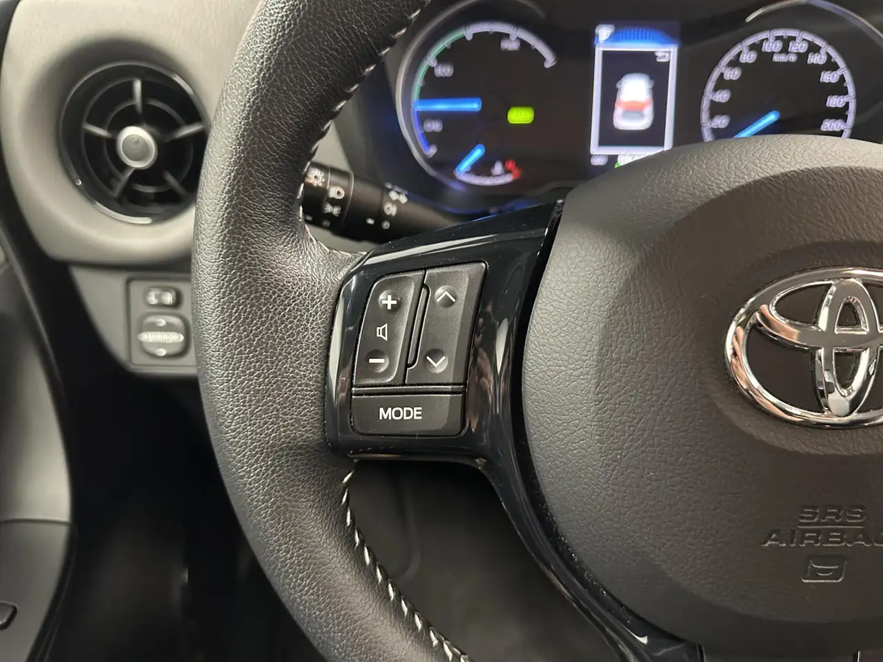 Toyota Yaris 1.5 Hybrid Dynamic ECC CRUISE CAMERA 66000 KM., миниатюра 21