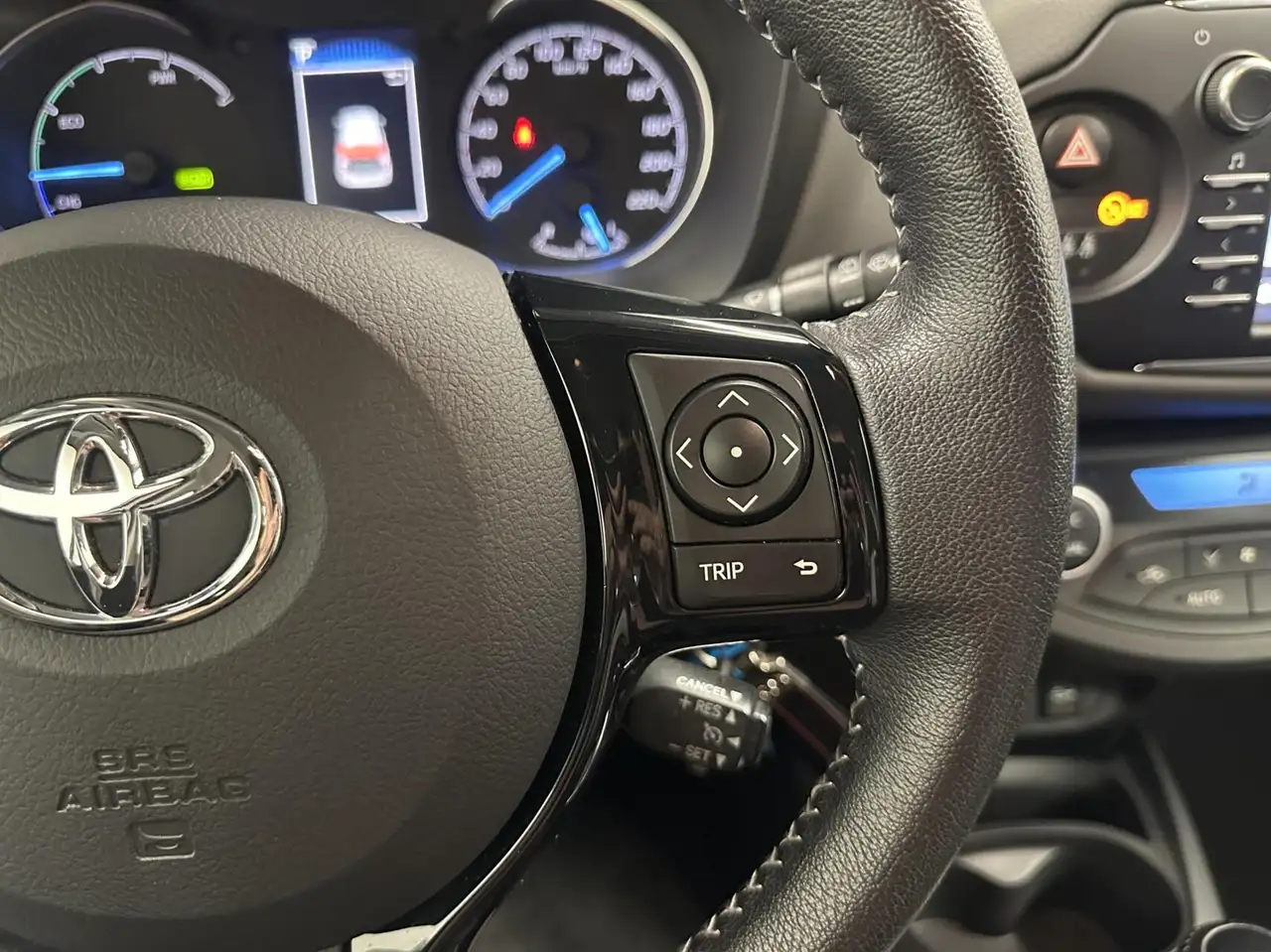 Toyota Yaris 1.5 Hybrid Dynamic ECC CRUISE CAMERA 66000 KM., миниатюра 22
