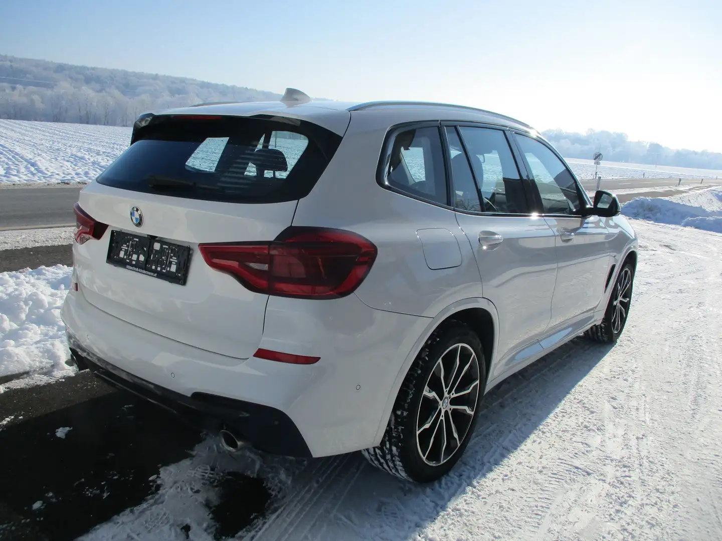 BMW X3 xDrive 20 d M Sport Aut. Head-up Weiß - 2