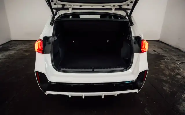 BMW X1 view 10