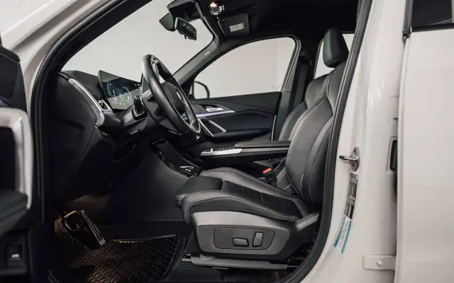 BMW X1 view 16