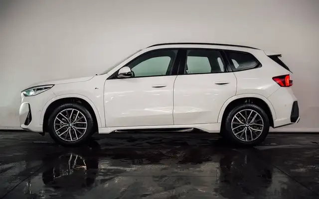 BMW X1 view 2