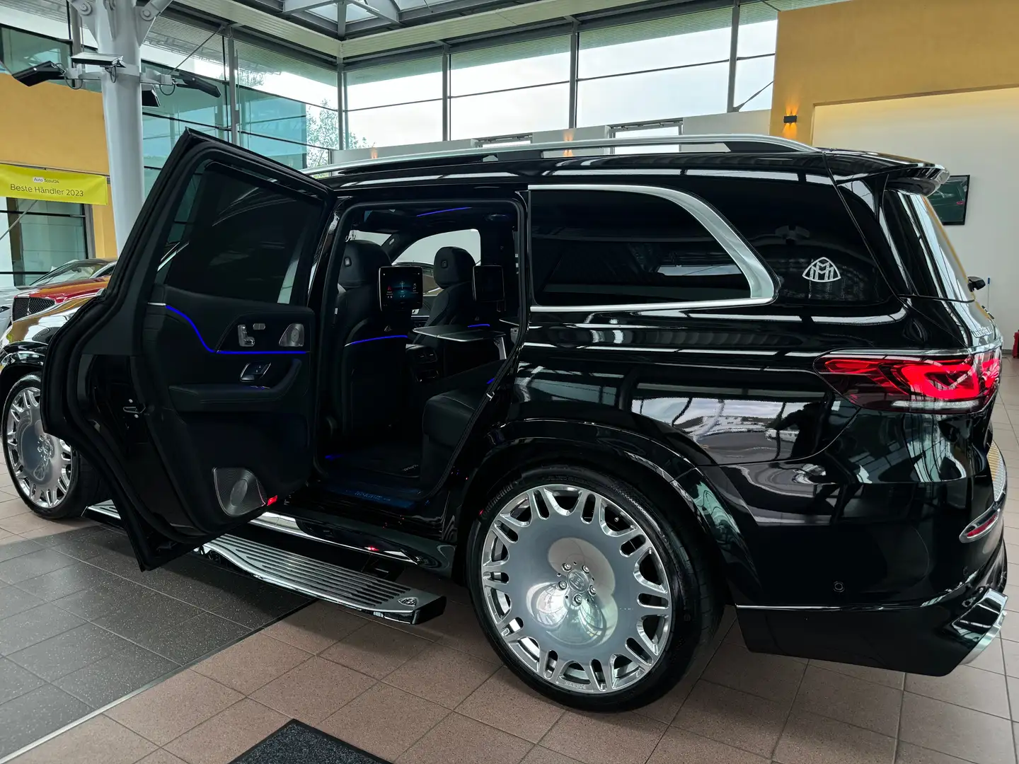 Mercedes-Benz GLS 600 GLS 600 Maybach Brabus 800 4Matic E Active First C Zwart - 2