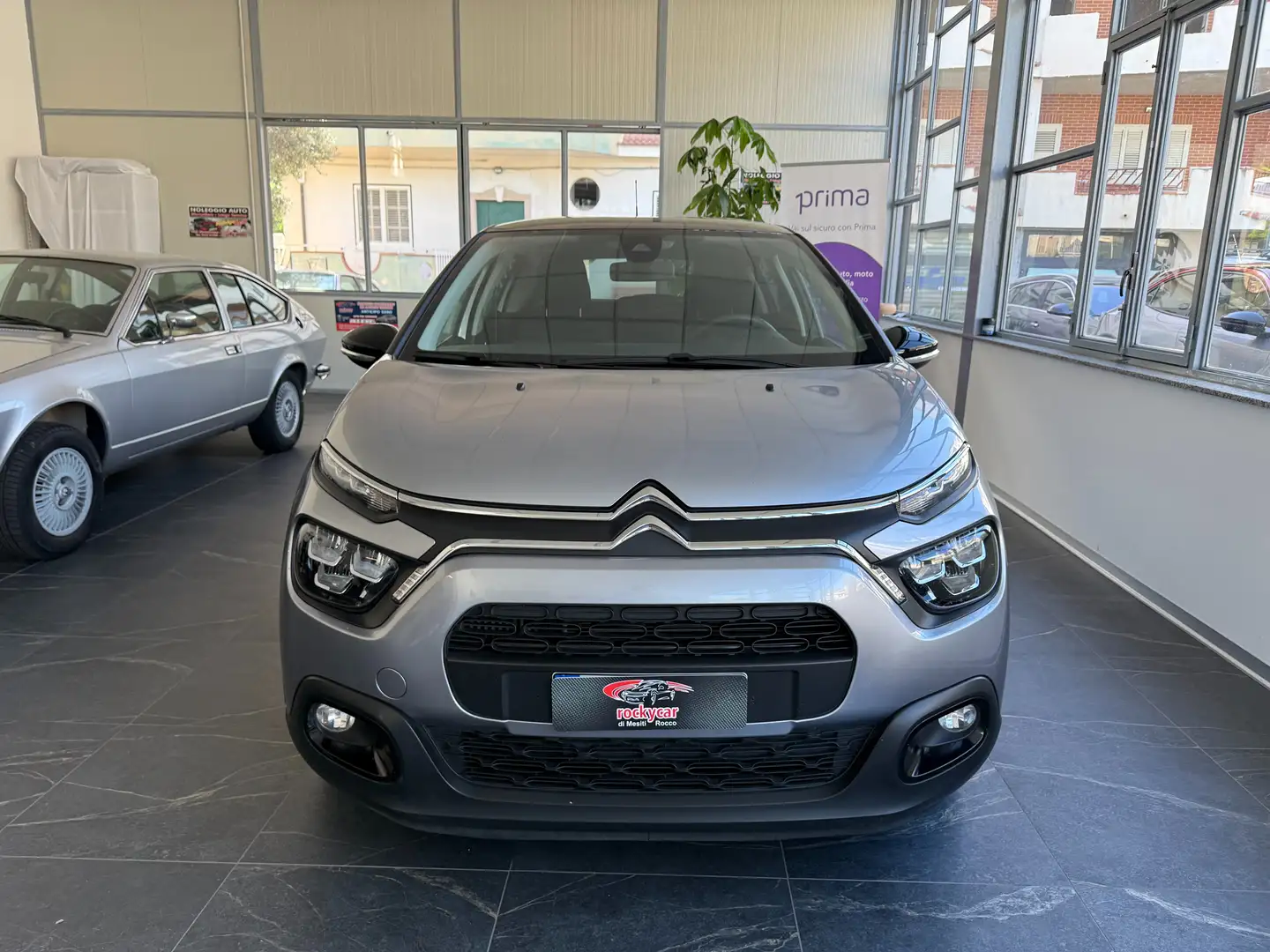 Citroen C3 1.2 puretech Elle s Grau - 1