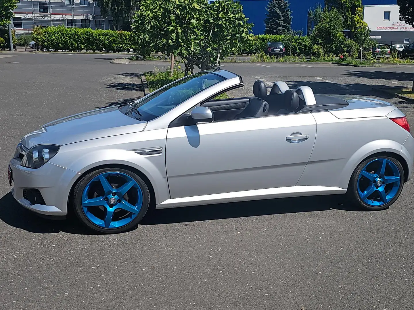 Opel Tigra Cabrio / Automatik  / TUNING/ SHOWCAR Argent - 2