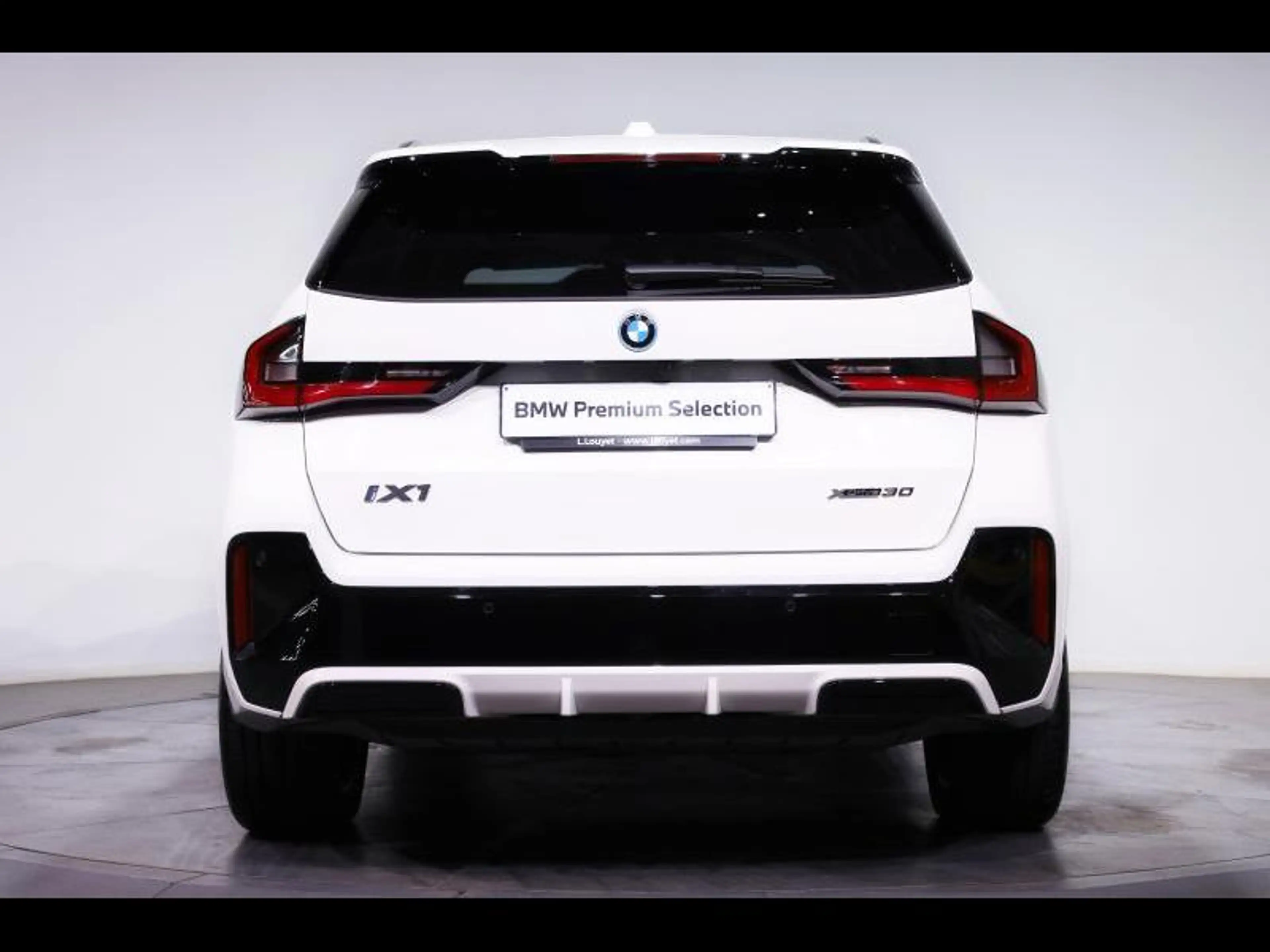 BMW iX1 xDrive30 Kit M Sport — photo 4