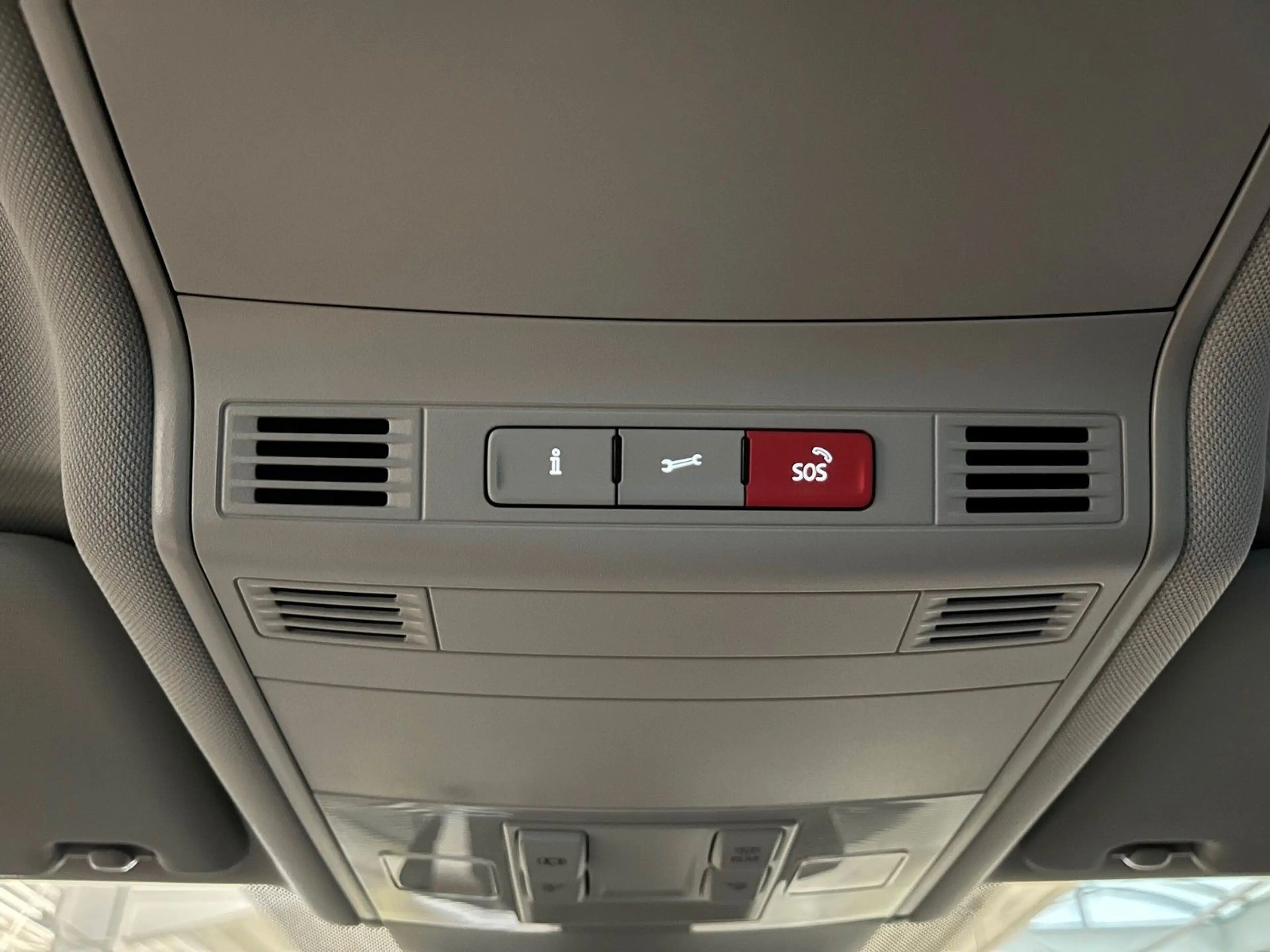 Volkswagen Touran Comfortline BMT/Start-Stop — photo 22