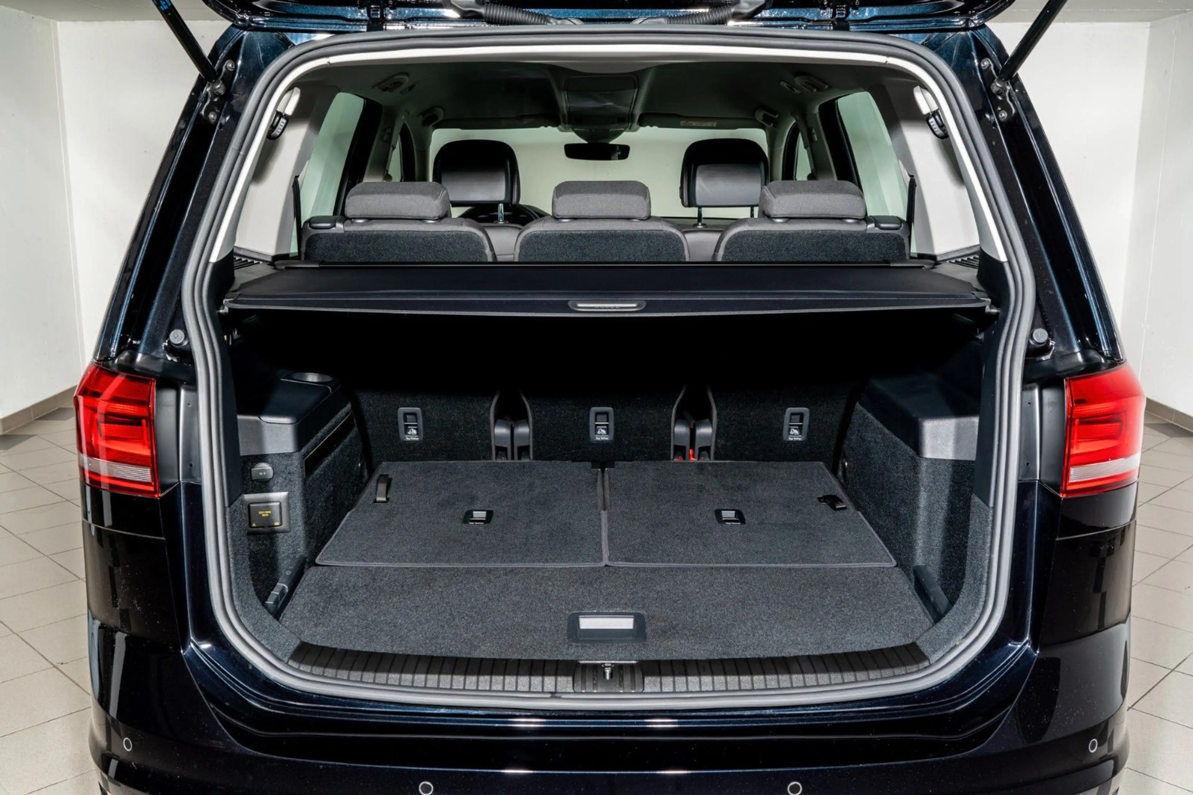 Volkswagen Touran Comfortline BMT/Start-Stop — photo 13