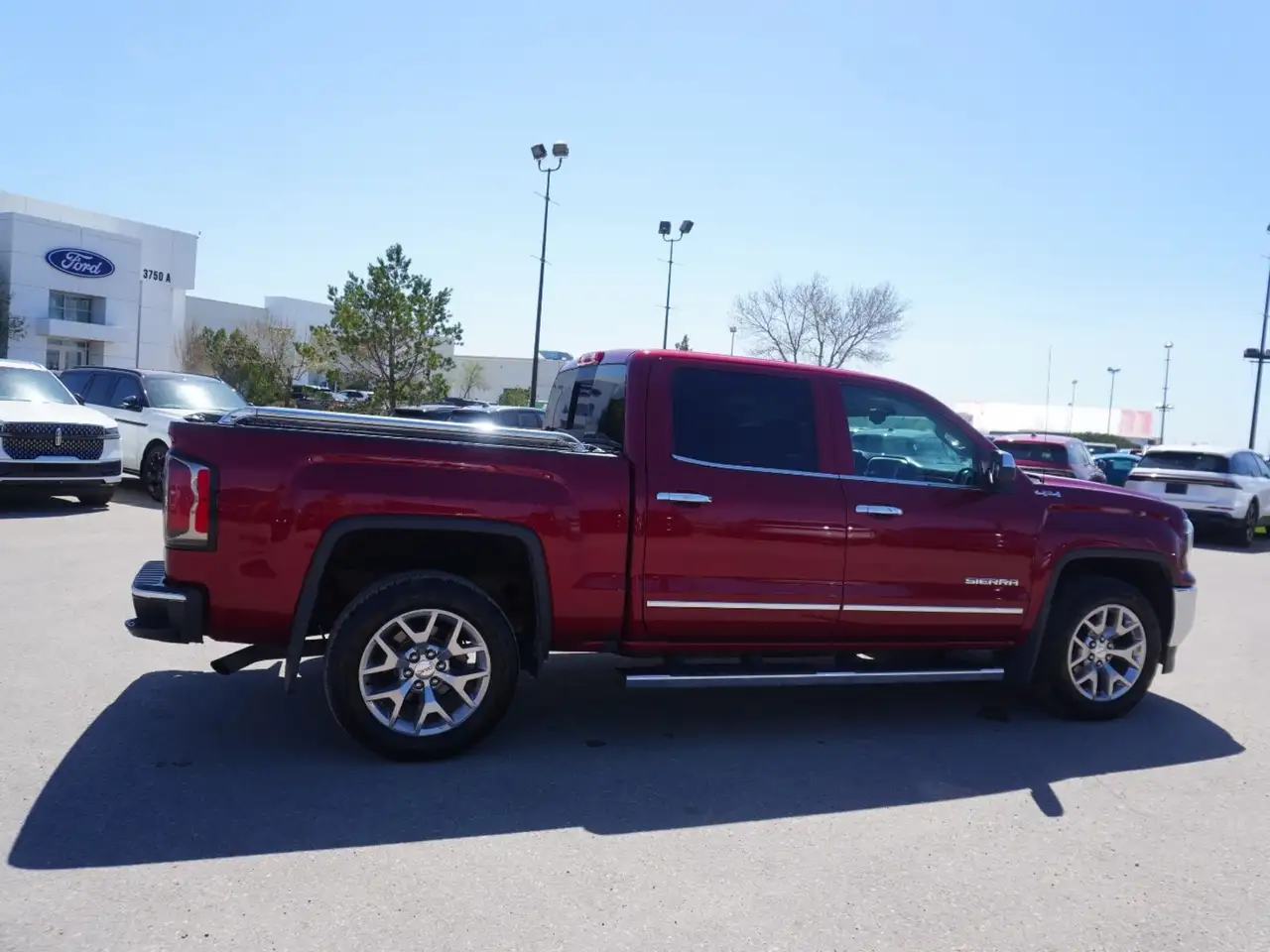 GMC Sierra 1500 снимка GMC Sierra 1500