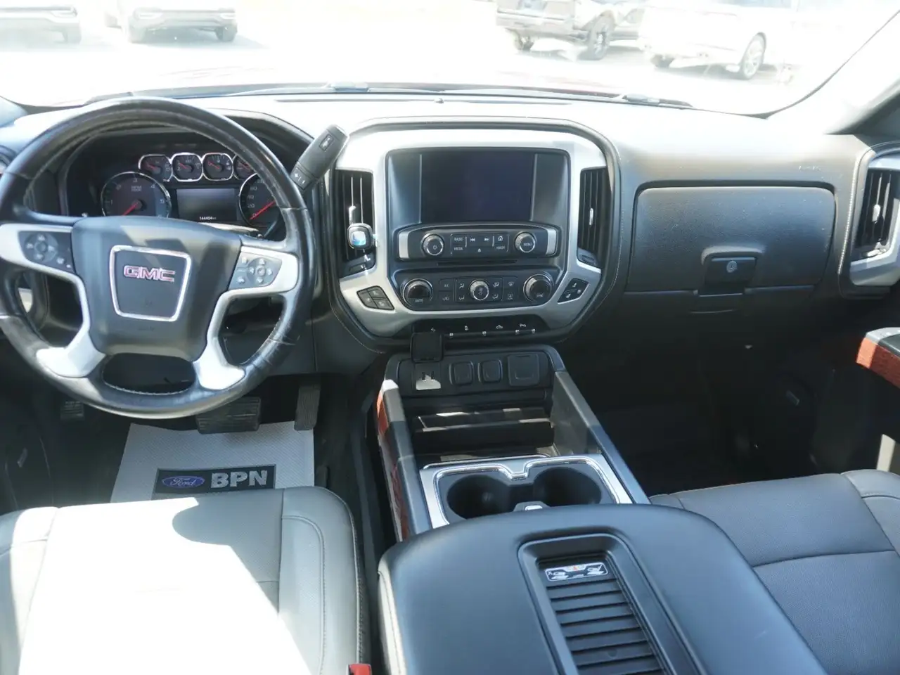 GMC Sierra 1500 снимка GMC Sierra 1500