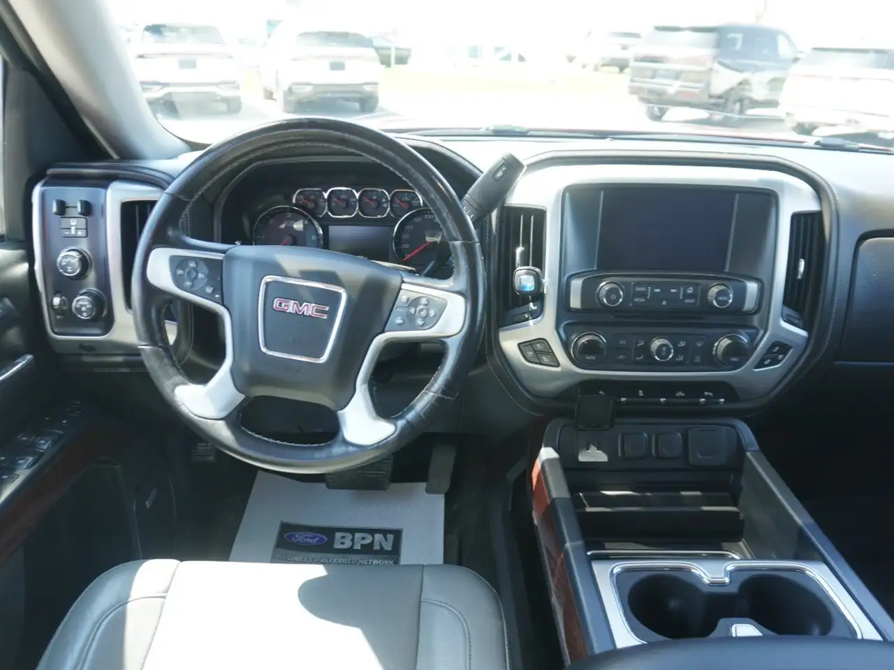 GMC Sierra 1500 снимка GMC Sierra 1500