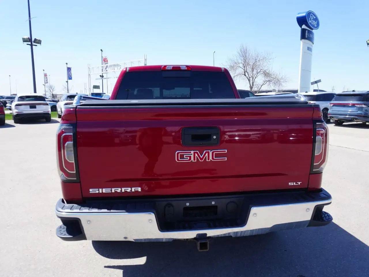 GMC Sierra 1500 снимка GMC Sierra 1500