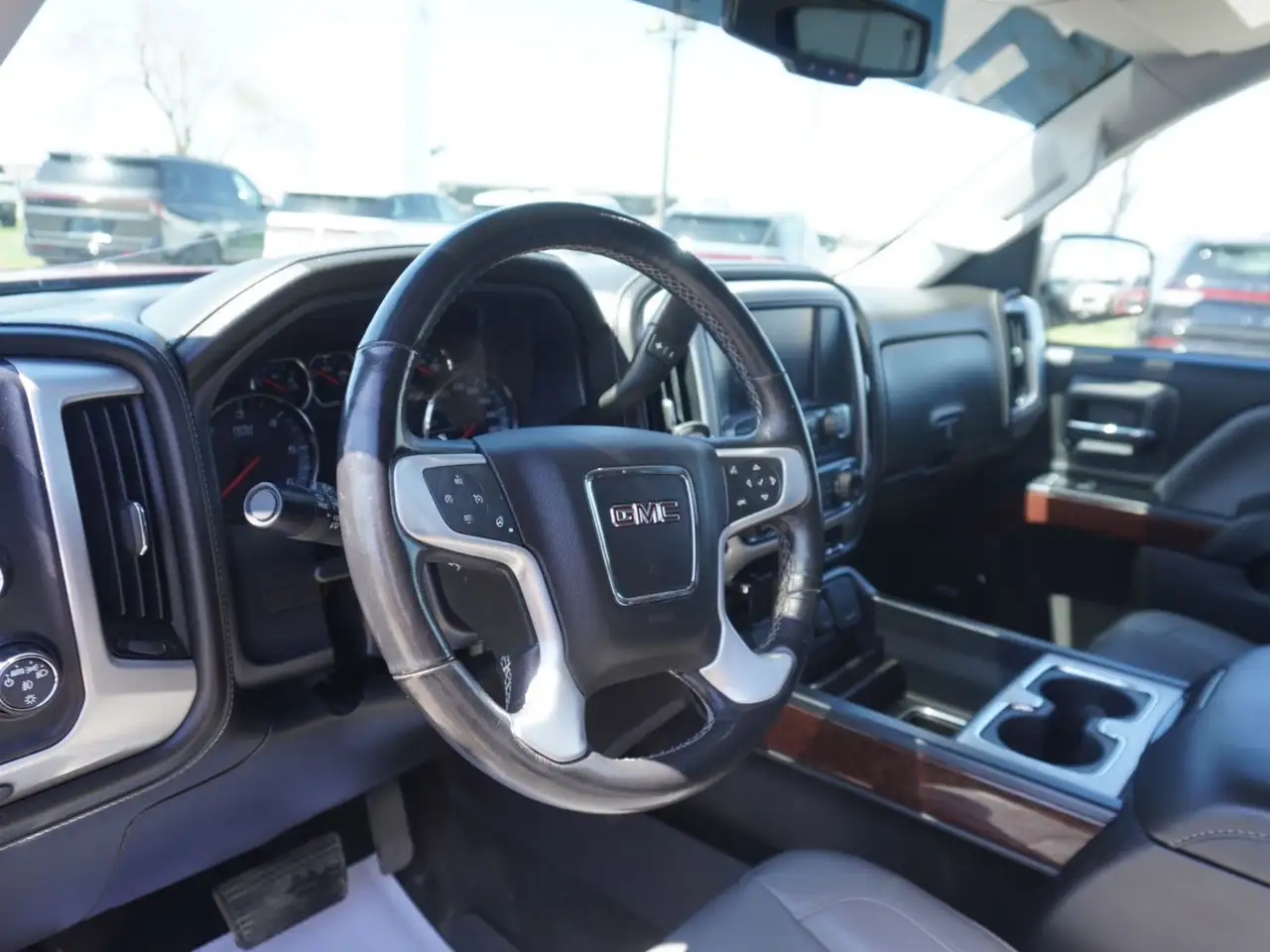 GMC Sierra 1500 снимка GMC Sierra 1500