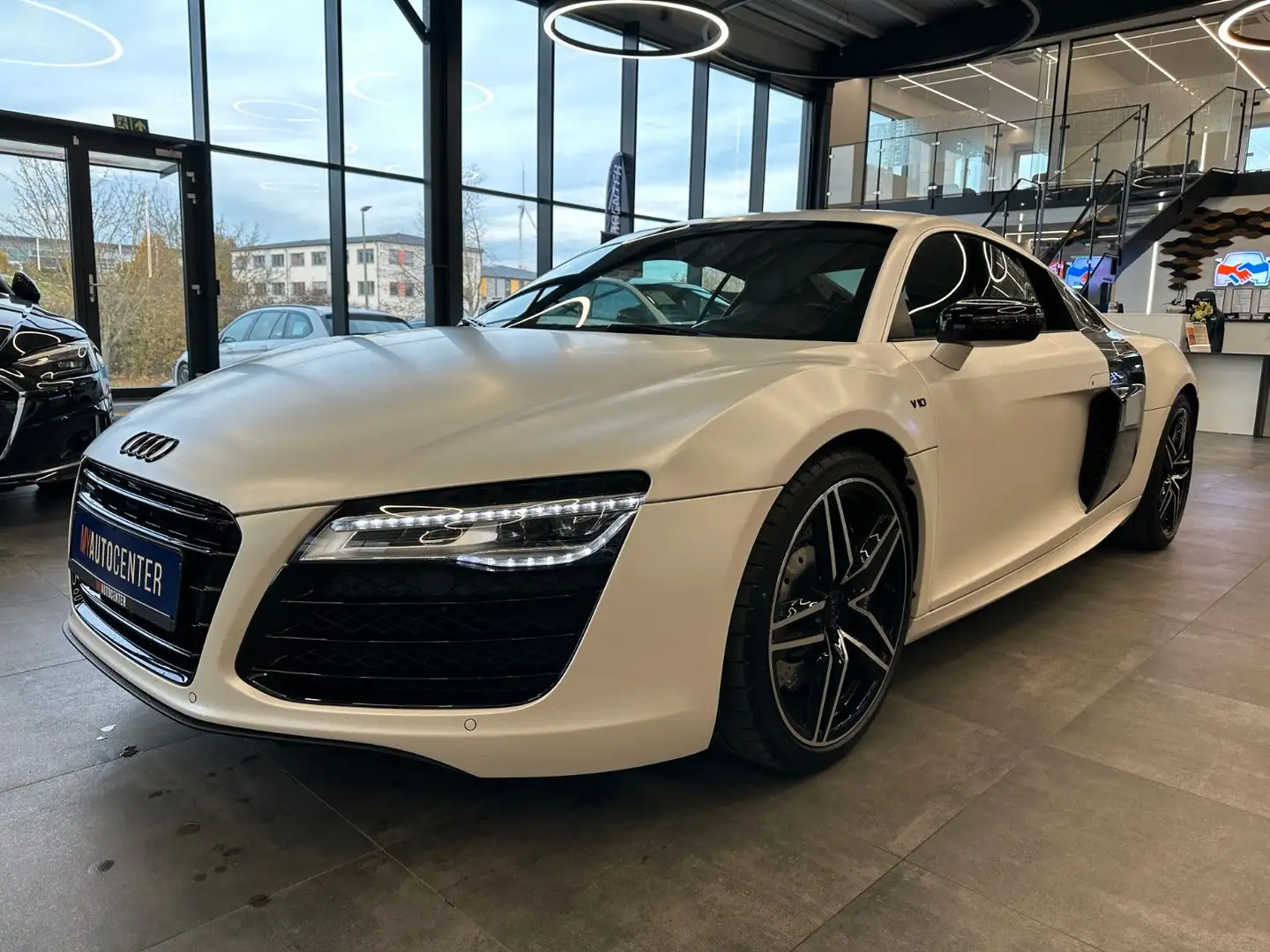 Audi R8 Coupe 5.2 FSI quattro *Kamera*Klima*SHZ*Navi* Weiß - 2