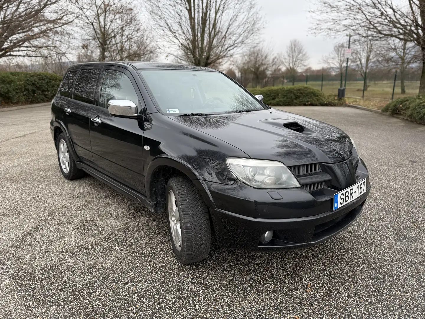 Mitsubishi Outlander 2.0 Turbo 4WD - 1