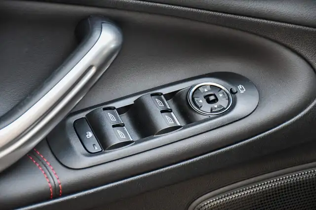Ford S-Max view 8