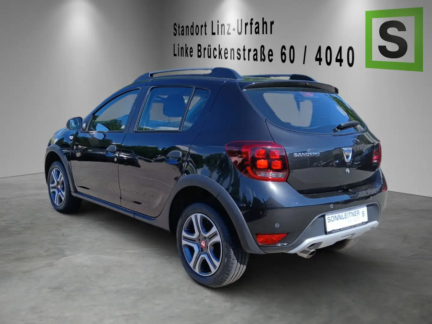 Dacia Sandero SANDERO Stepway Charisma TCe 90 S&S Schwarz - 2