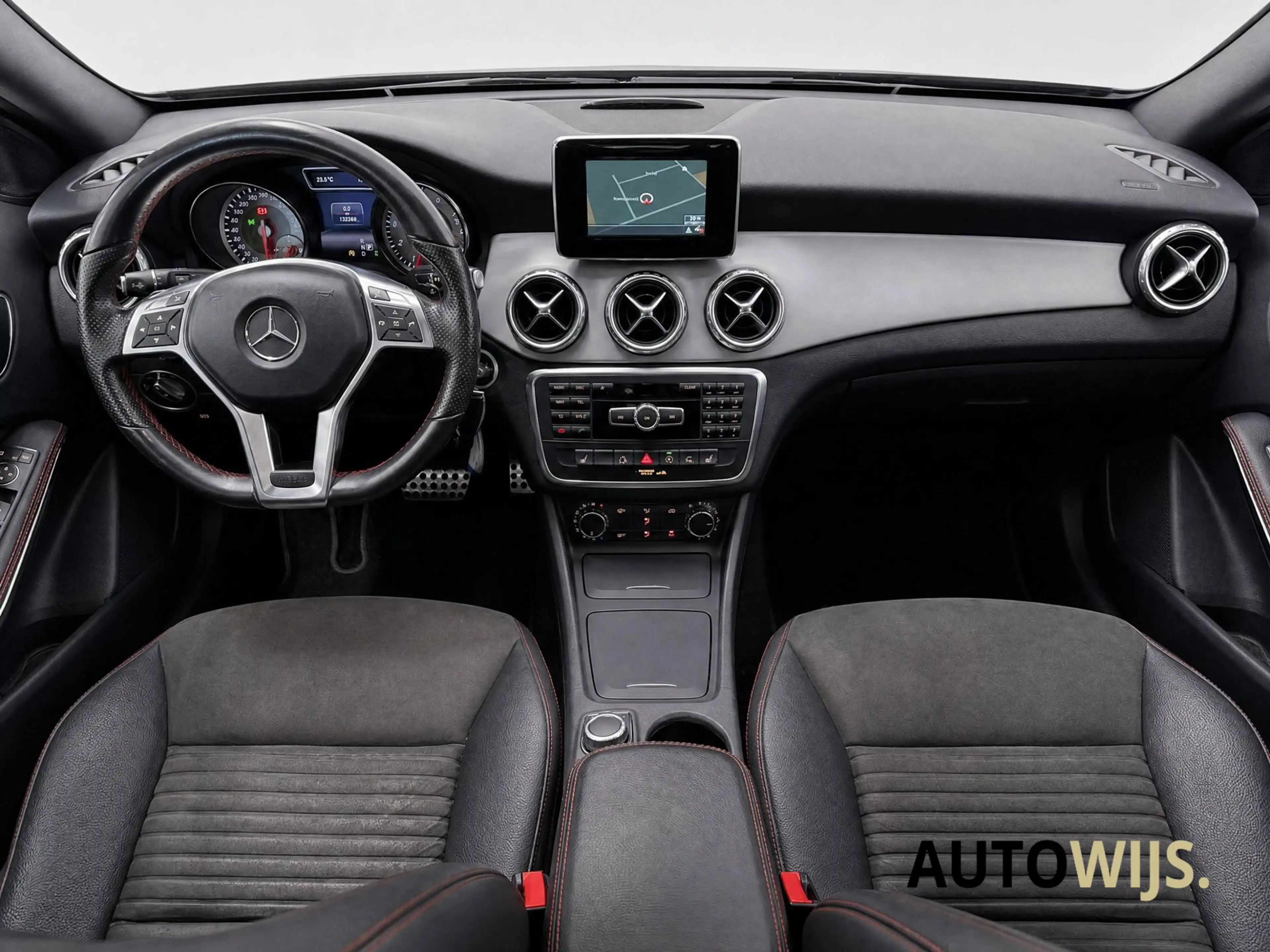 Mercedes-Benz GLA 200 Prestige|AMG|NAVI|CAMERA|Stoelverw|LED|GOED ONDERH — photo 3