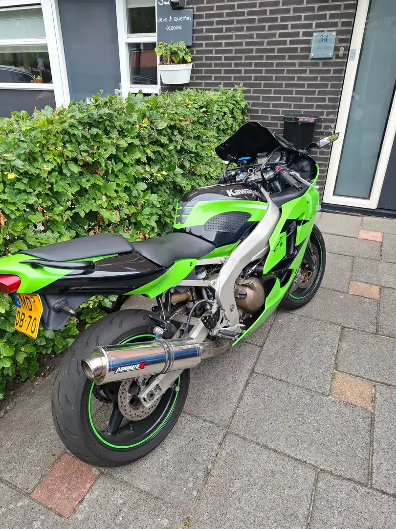 Kawasaki Ninja ZX-6R Vert - 2
