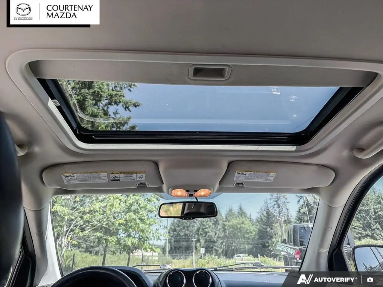 Jeep Compass photo Jeep Compass