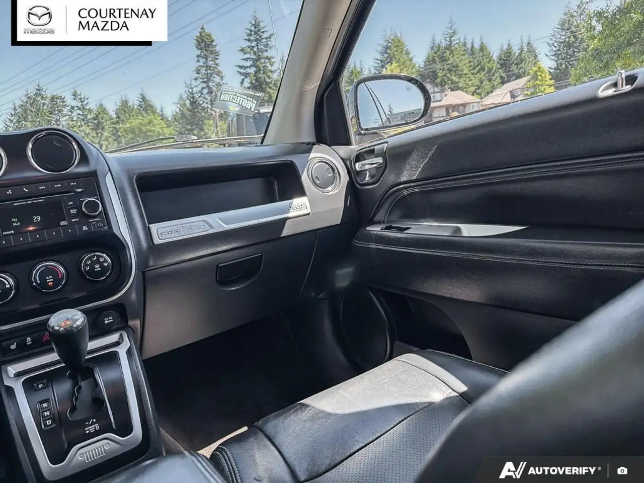 Jeep Compass photo Jeep Compass