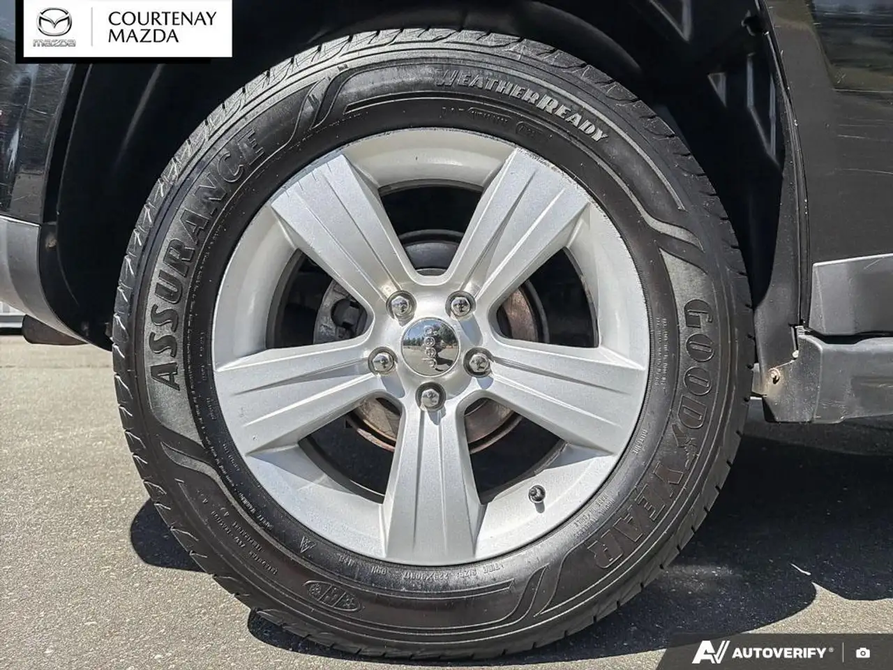 Jeep Compass photo Jeep Compass