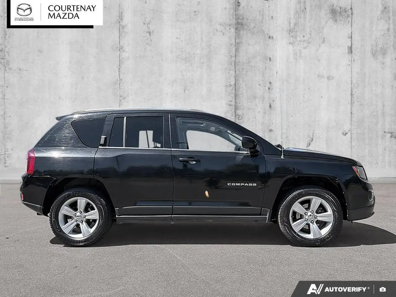 Jeep Compass photo Jeep Compass