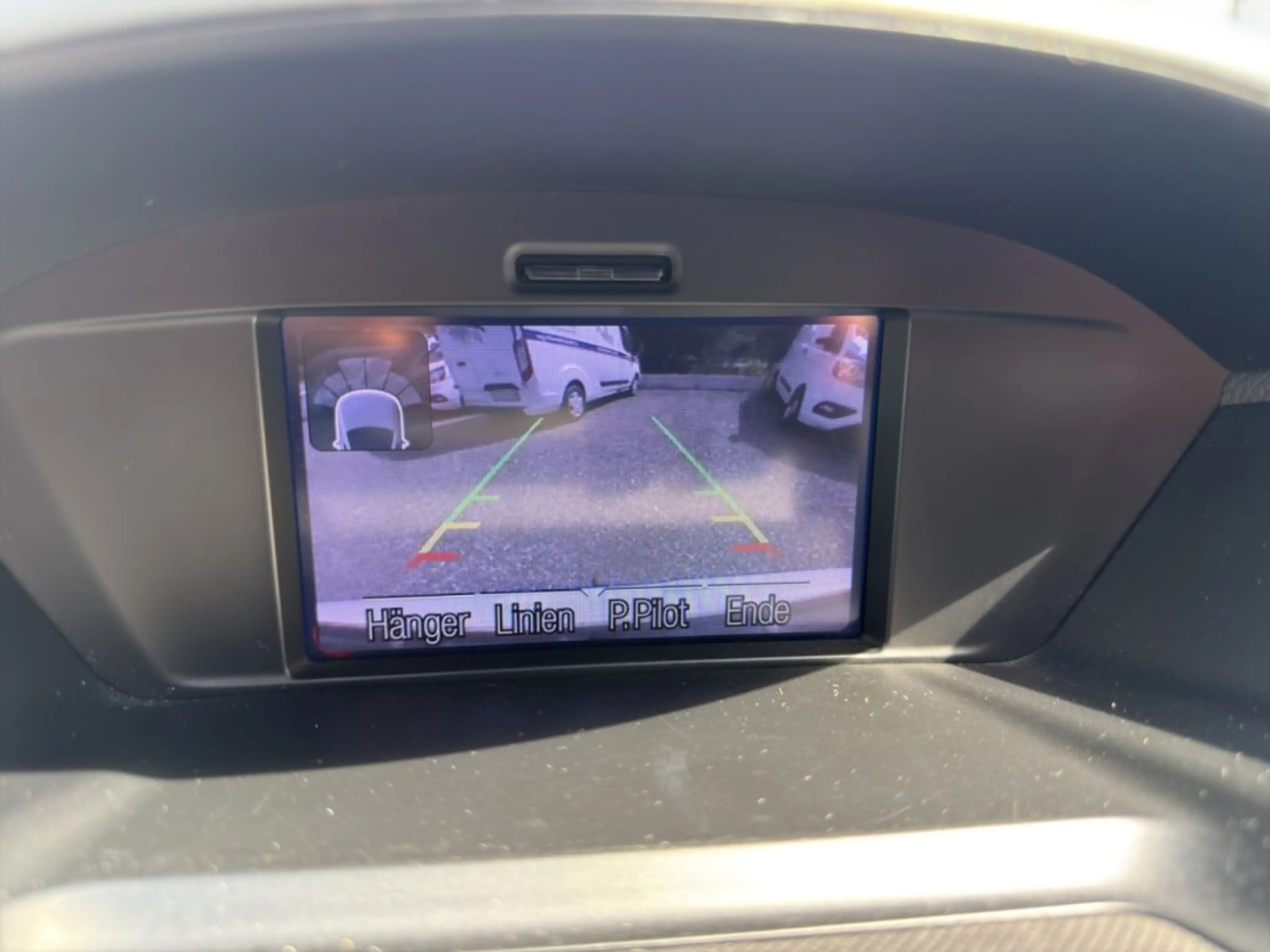 Ford Kuga 2,0 TDCi Titanium — photo 12