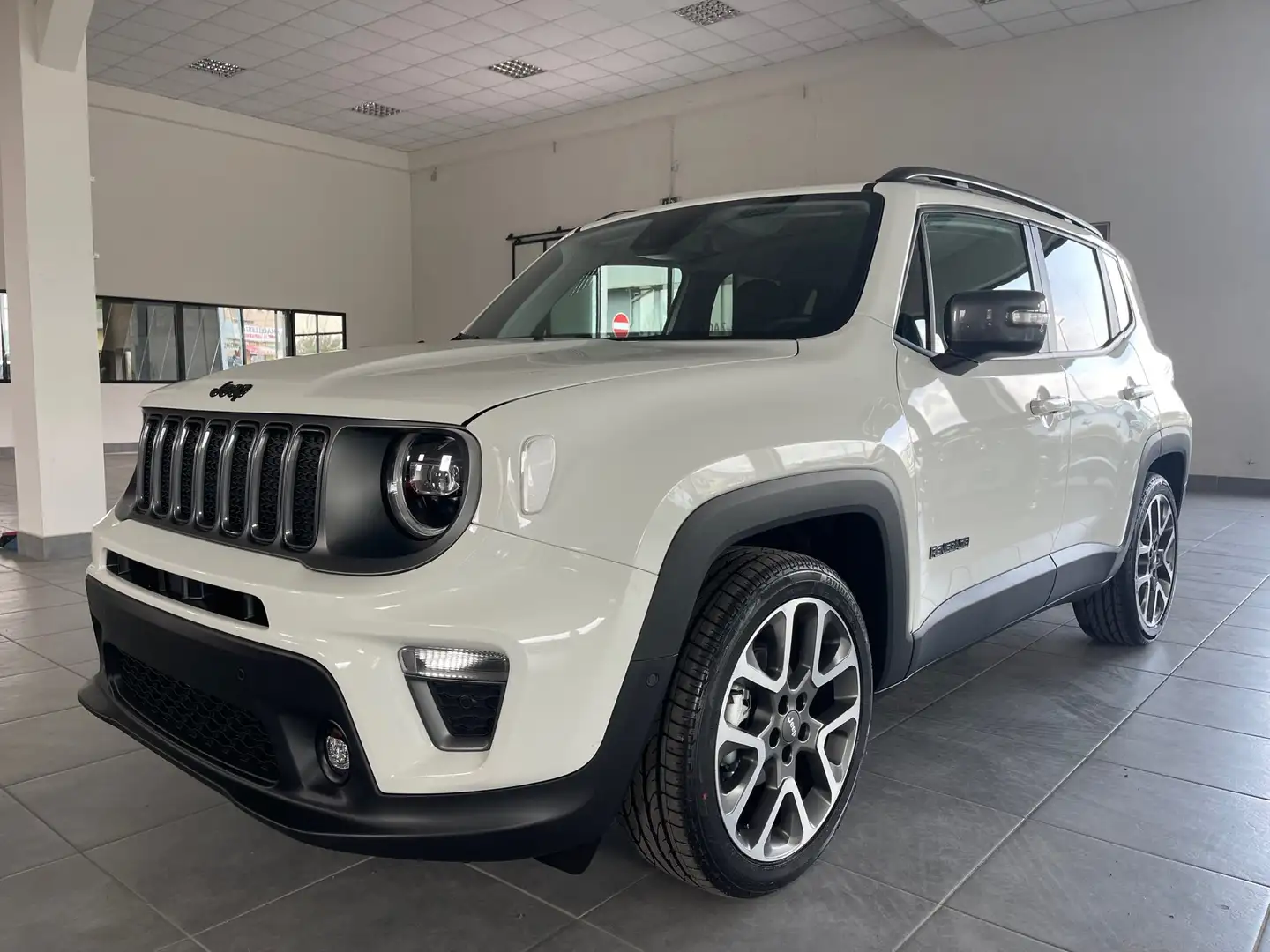 Jeep Renegade 1.6 Mjt "S" 130cv - fari LED, Navi, Pack Inverno Bianco - 1