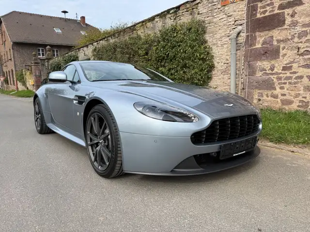 Aston Martin V8 N430 Coupé