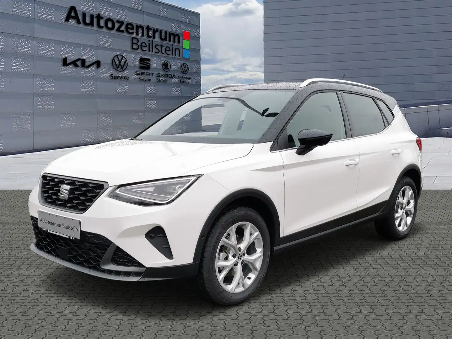 SEAT Arona 1,0 TSI FR DSG Navi LED Weiß - 1