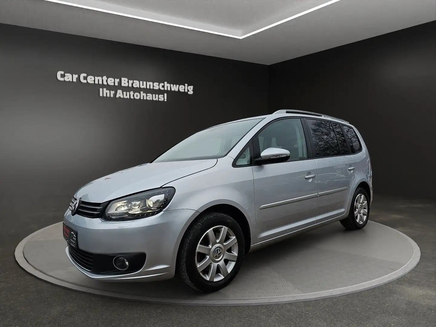 Volkswagen Touran 2.0 TDI DSG Highline+Navi+Multi Срібний - 1