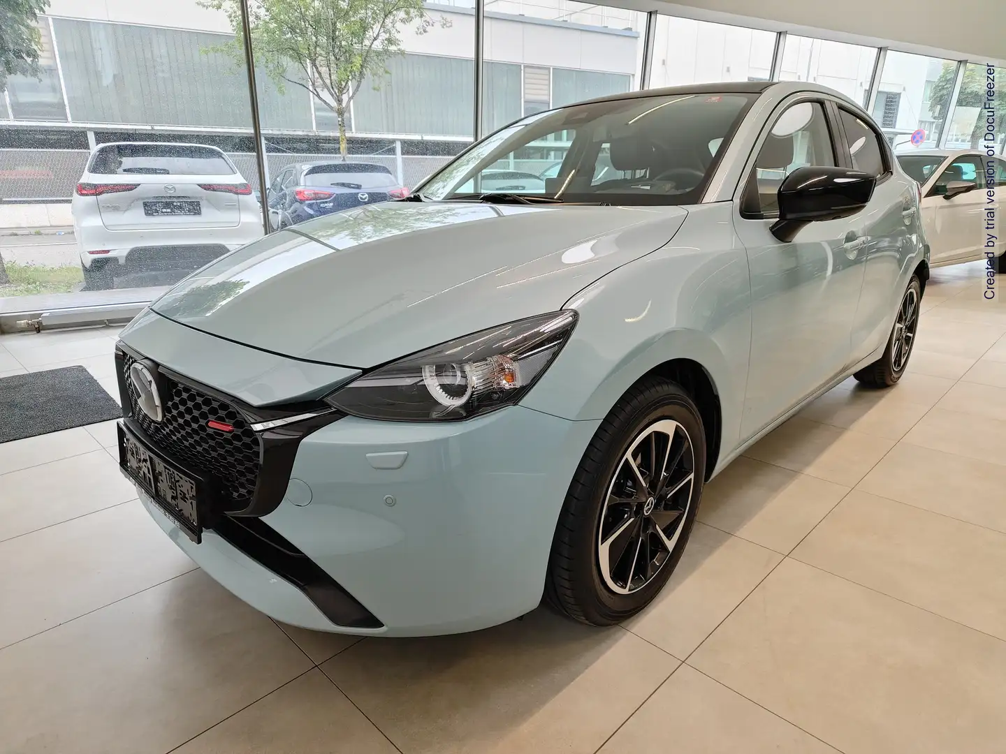 Mazda 2 e-Skyactiv G90 Homura Aka"Sondermodell" Blau - 1