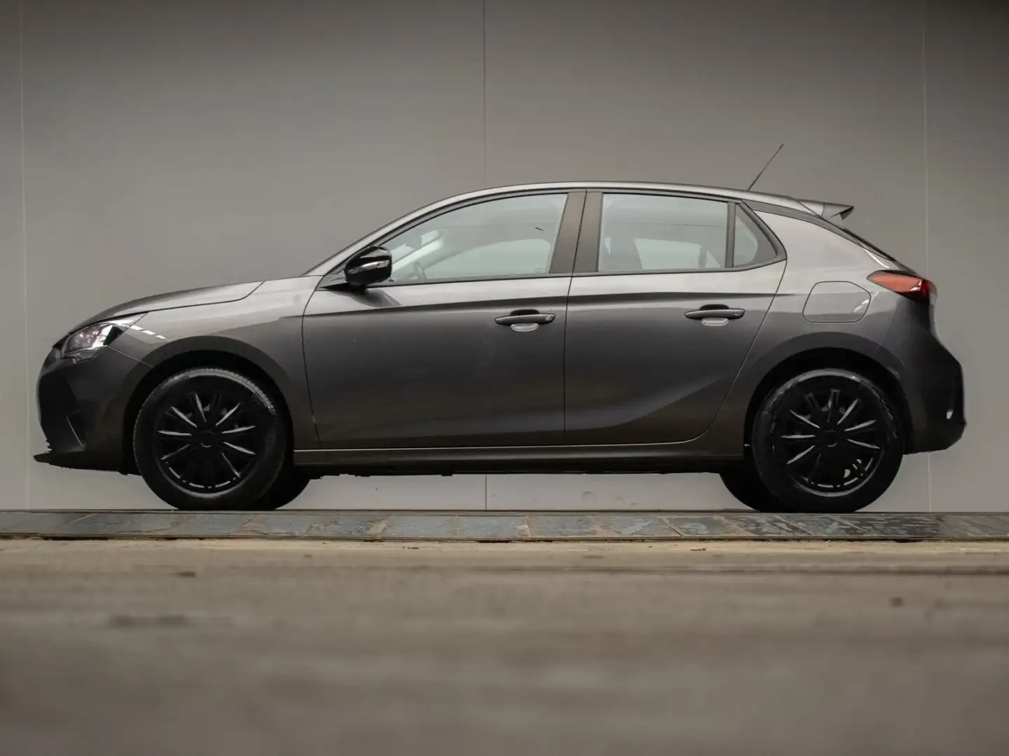 Opel Corsa 1.2 Edition Sport (APPLE CARPLAY,STOEL/STUUR VERWA Grijs - 1
