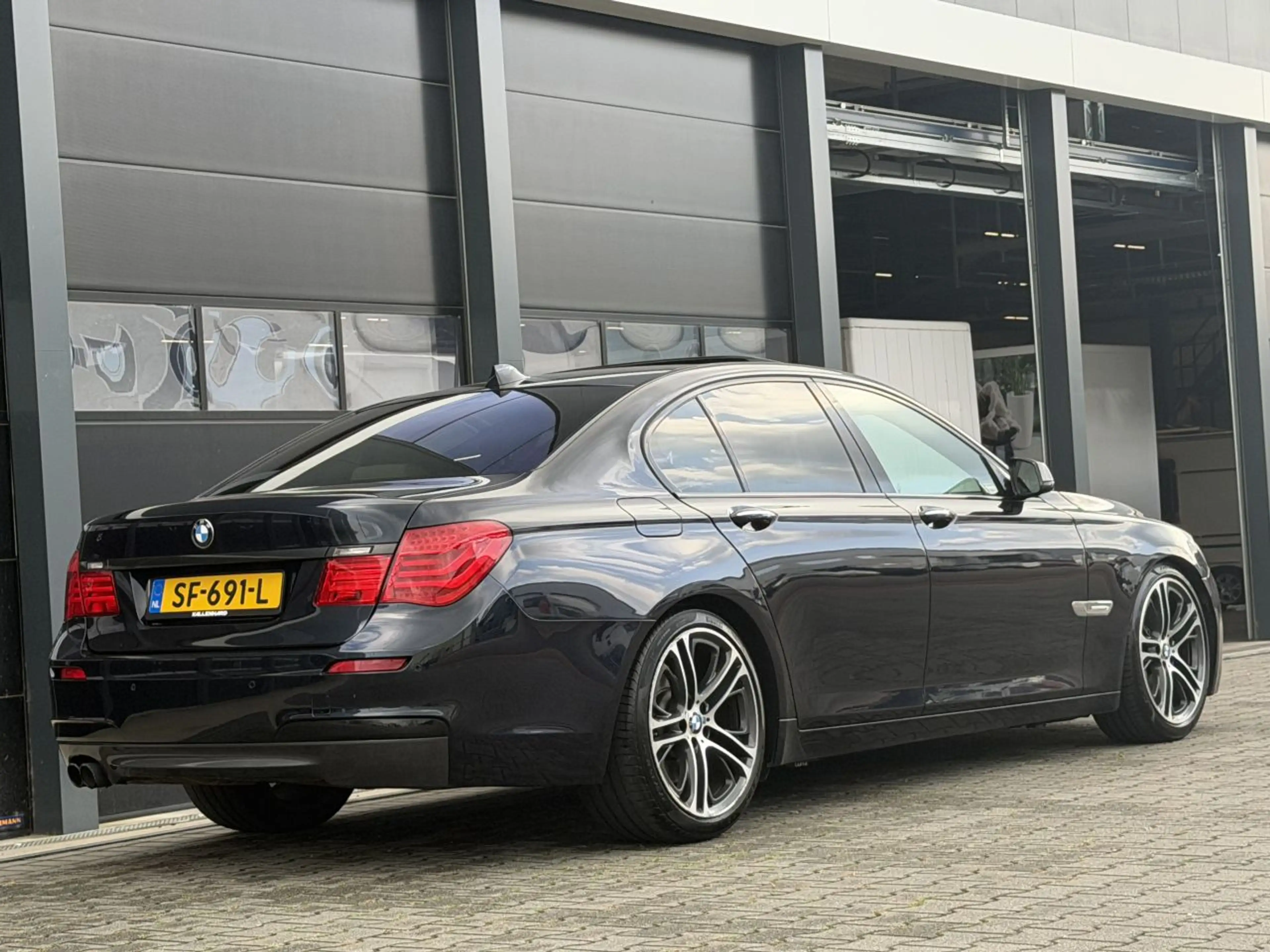 BMW 730 7-serie 730d M-Pakket Head-Up Dak Leer — photo 4
