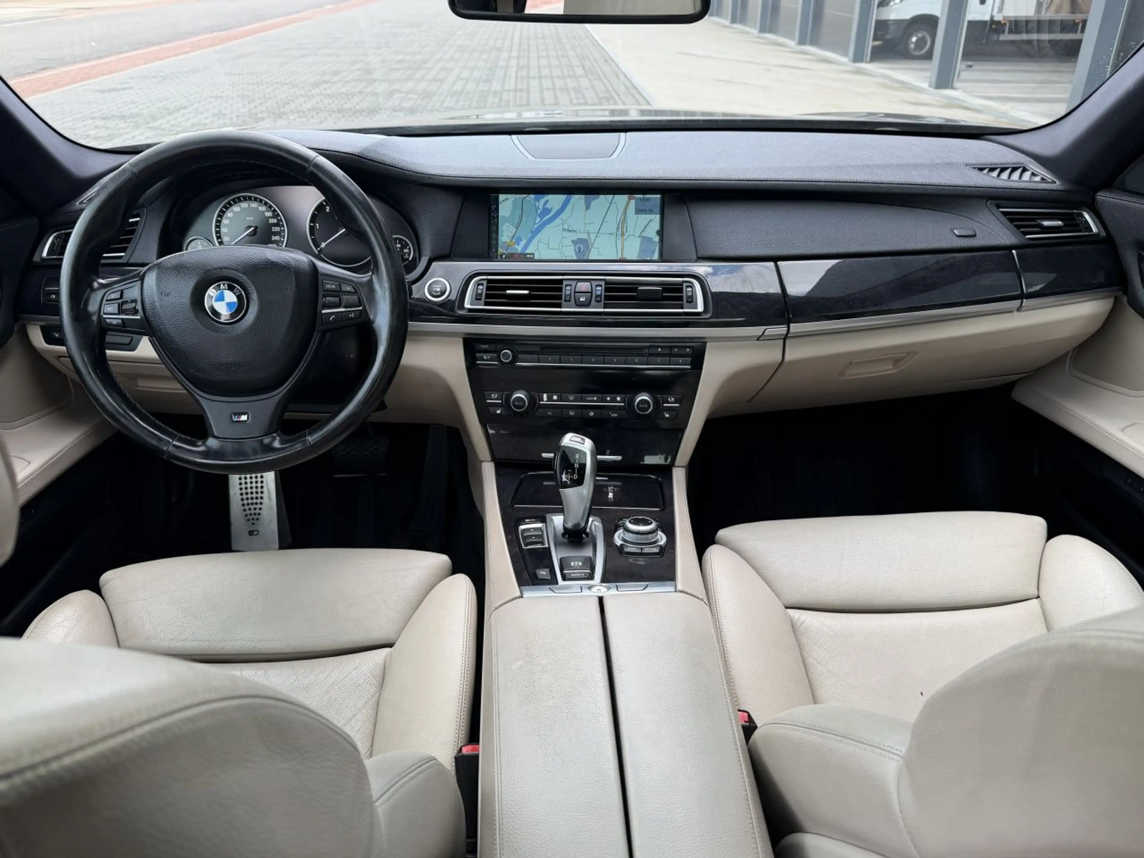 BMW 730 7-serie 730d M-Pakket Head-Up Dak Leer — photo 8