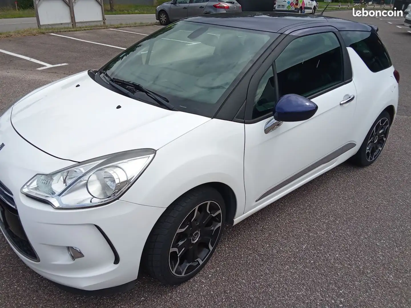 Citroen DS3 Belle so chic 1.6 155ch 2017 tbe ct ok 119000 kms  Blanc - 1