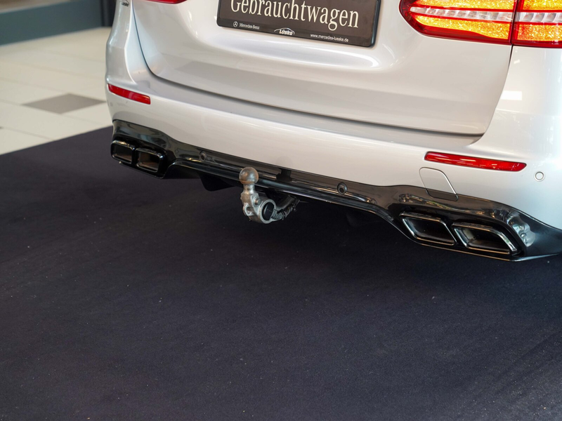 Mercedes-Benz E 450 E 450 T 4M AMG Line Night Burmester Pano AIR AHK — photo 6