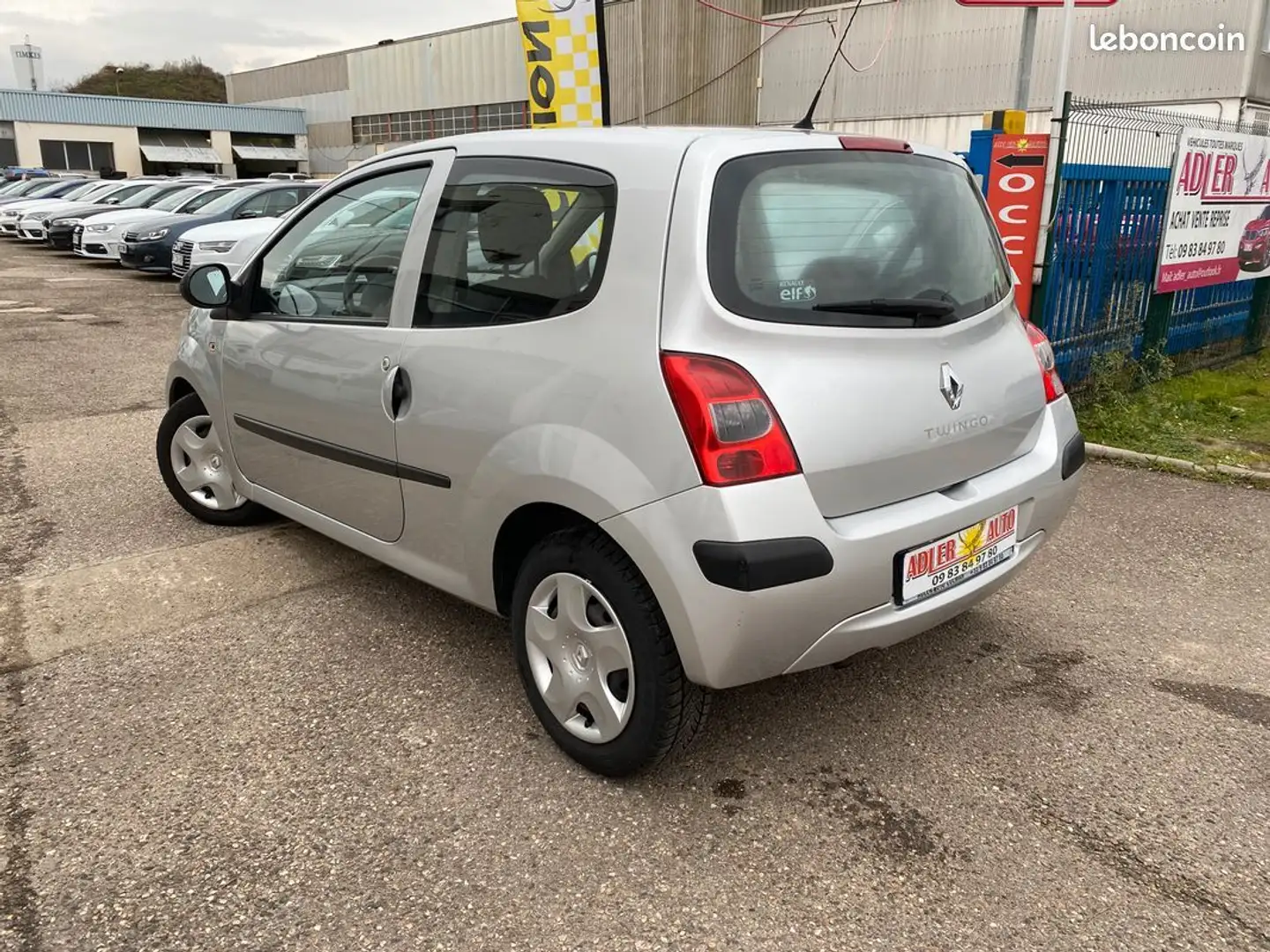 Renault Twingo II 1.2i 60 CH HELIOS Gris - 2