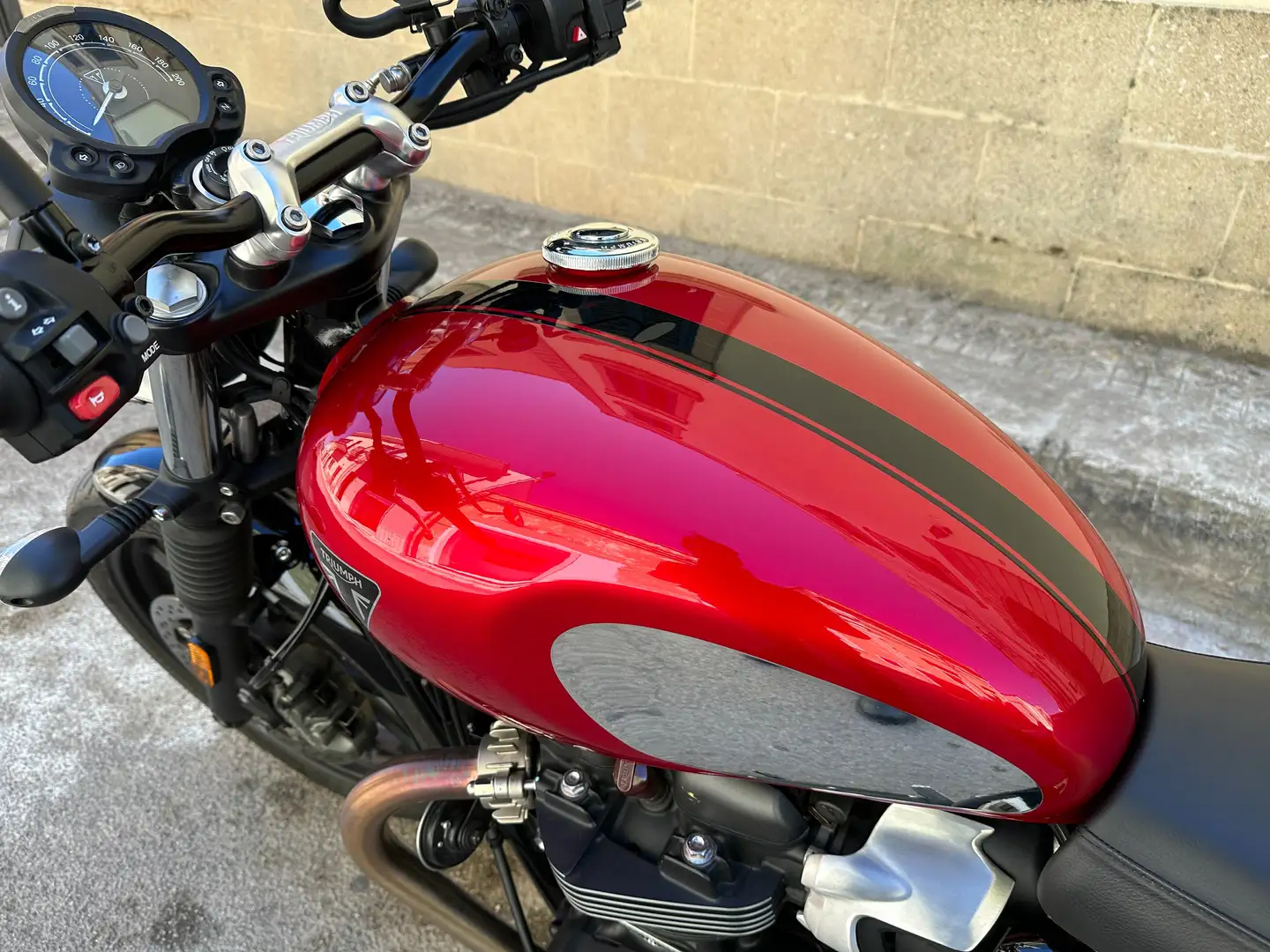 Triumph Speed Twin Crhome edition Rosso - 2