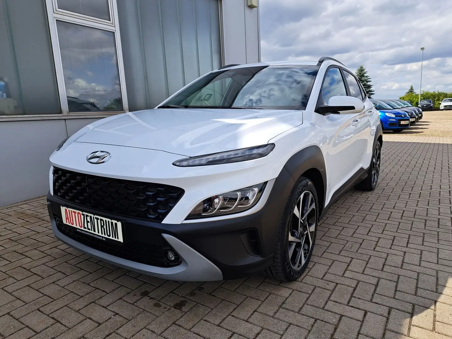 Hyundai KONA Intro LED NAVI KAMERA KRELL WINTERPAKET Wit - 1